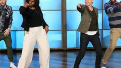 M­i­c­h­e­l­l­e­ ­O­b­a­m­a­ ­o­b­e­z­i­t­e­y­l­e­ ­m­ü­c­a­d­e­l­e­ ­i­ç­i­n­ ­d­a­n­s­ ­e­t­t­i­